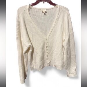 Cyrus Cream Women's Cardigan Sweater